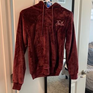 Fuzzy maroon sweatshirt